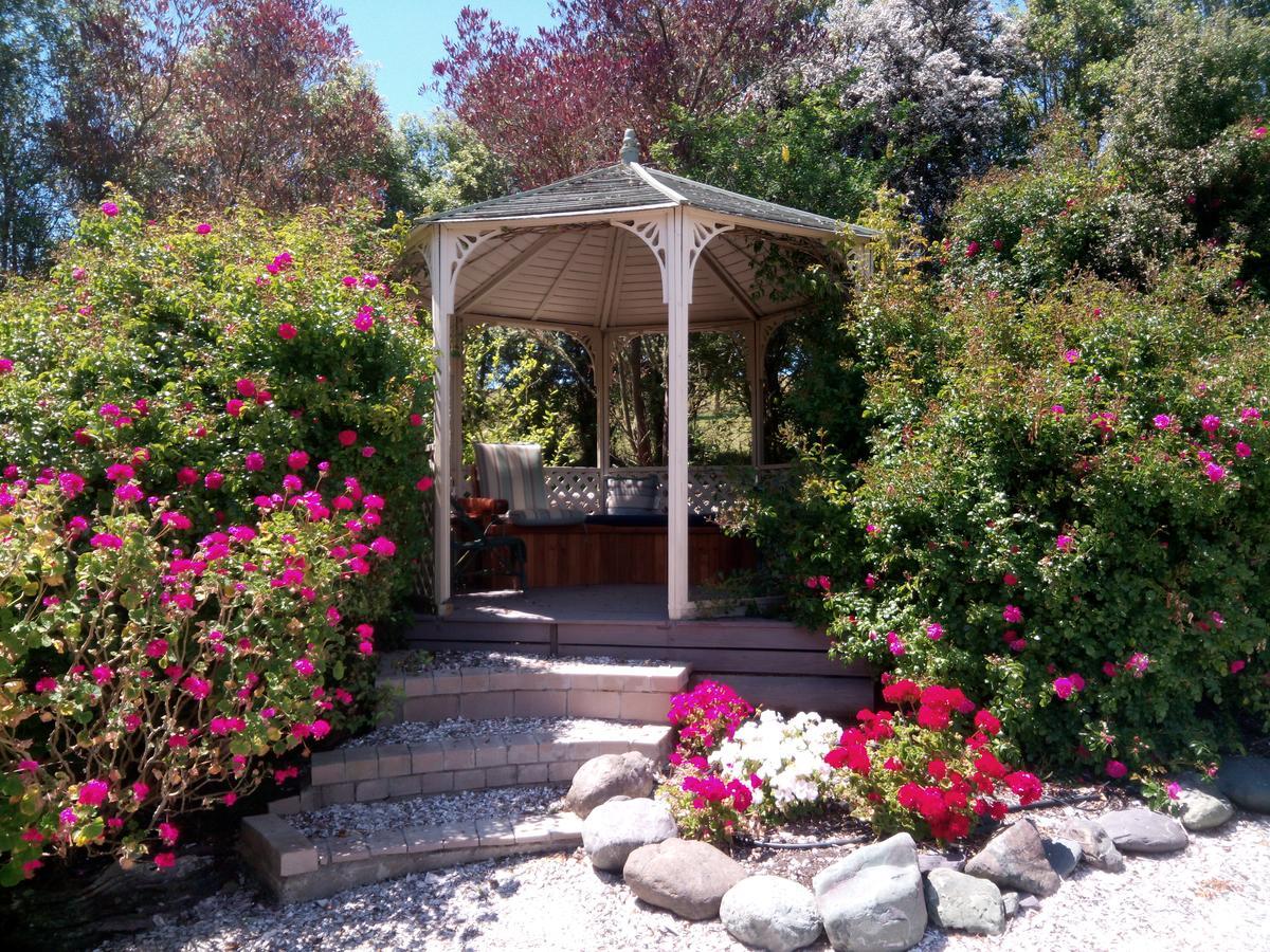 Waterwheel Cottage Upper Moutere Luaran gambar